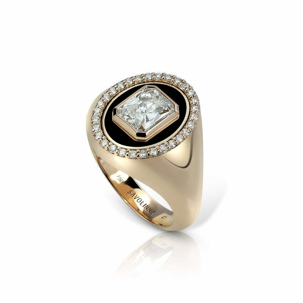 Solitaire Signet Ring In Yellow Gold - Savolinna Jewelry